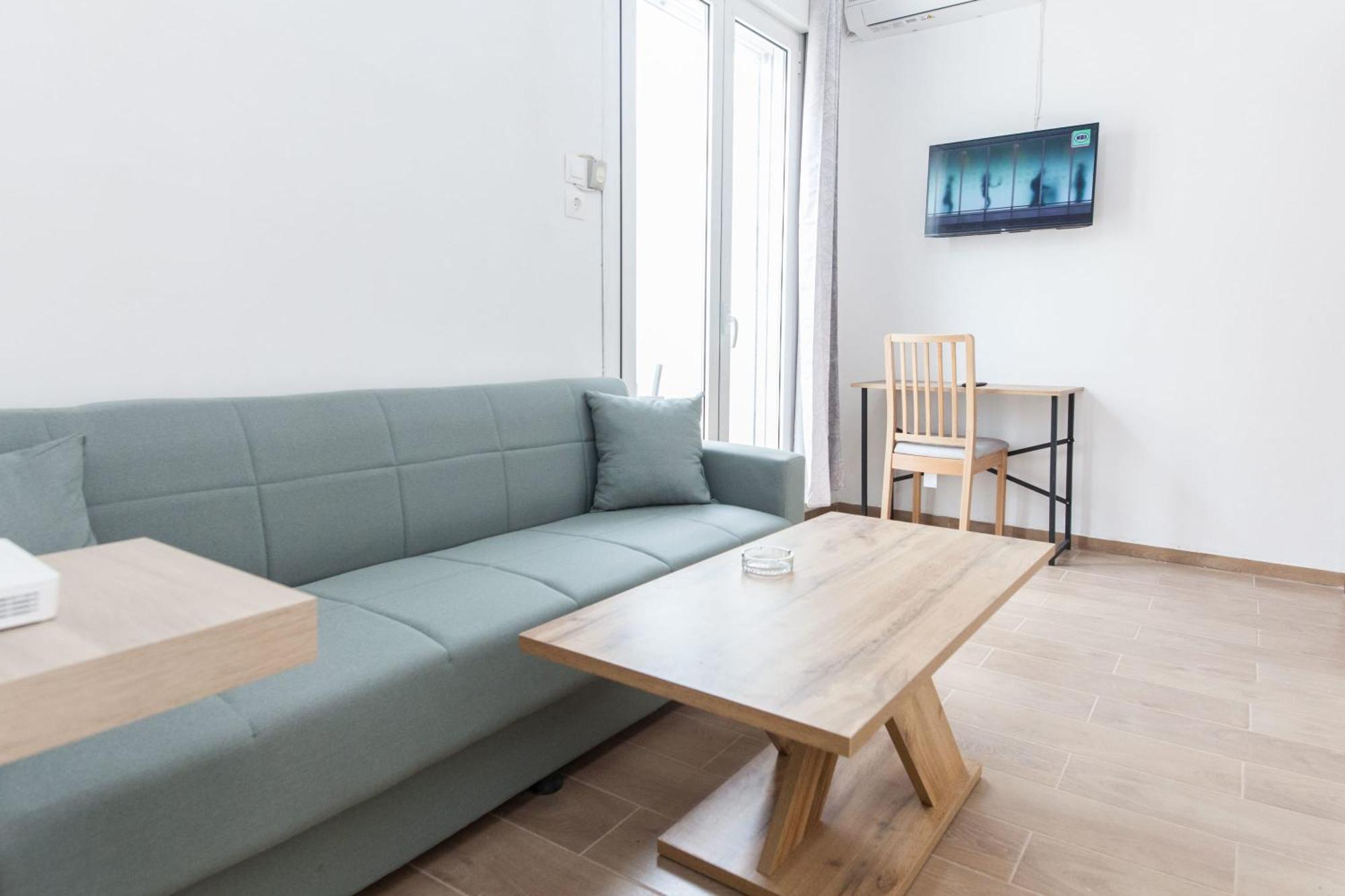 Modern Comfort 1bd Apt W Balcony In Agios Nikolaos